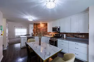 25037 Brett St, Plainfield, IL 60544 - Photo 9