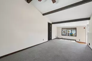 901 E Sunrise Rd, Addison, IL 60101 - Photo 9