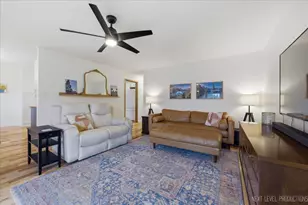 116 Briar Ln, North Aurora, IL 60542 - Photo 5