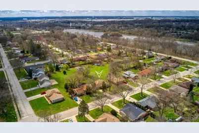 116 Briar Lane, North Aurora, IL 60542 - Photo 3