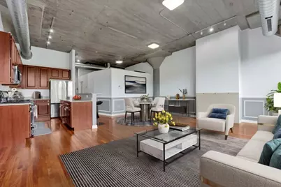 1069 W 14th Place #329, Chicago, IL 60608 - Photo 5