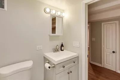 5814 N Sacramento Avenue, Chicago, IL 60659 - Photo 33