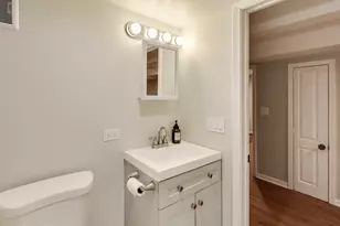 5814 N Sacramento Ave, Chicago, IL 60659 - Photo 33