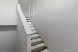 1102 Delta Dr, Elgin, IL 60123 - Photo 3