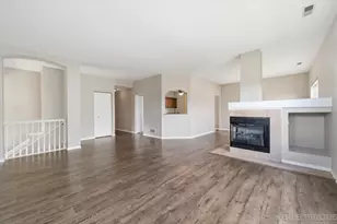 1102 Delta Dr, Elgin, IL 60123 - Photo 7