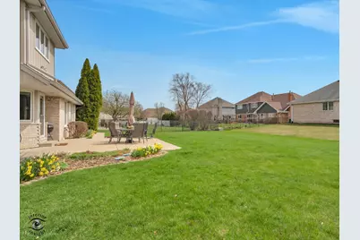9219 Greenwood Drive, Tinley Park, IL 60487 - Photo 25