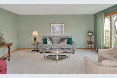 9219 Greenwood Drive, Tinley Park, IL 60487 - Photo 5