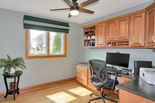 9219 Greenwood Dr, Tinley Park, IL 60487 - Photo 11