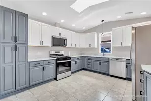 16018 St Louis Ave, Markham, IL 60428 - Photo 5