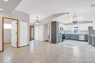16018 Saint Louis Avenue, Markham, IL 60428 - Photo 13