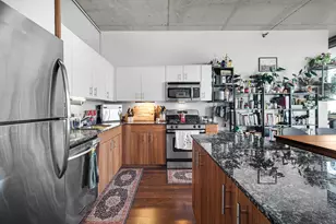 235 W Van Buren St, Chicago, IL 60607 - Photo 5