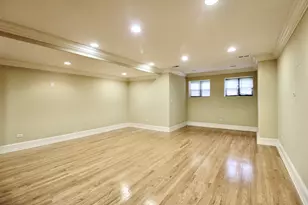 5528 S Indiana Ave, Chicago, IL 60637 - Photo 5