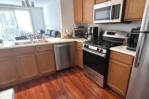 356 Fallbrook Ct, Schaumburg, IL 60194 - Photo 9