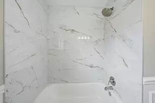 4728 W 99th Pl, Oak Lawn, IL 60453 - Photo 9