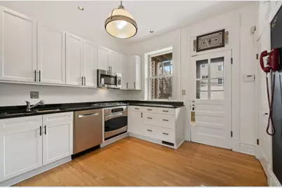 1643 W Julian Street, Chicago, IL 60622 - Photo 7