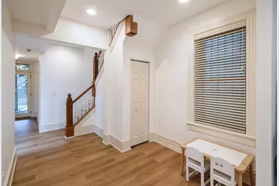 1643 W Julian Street, Chicago, IL 60622 - Photo 9