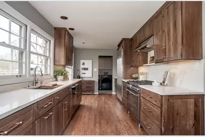 5524 Woodland Drive, Western Springs, IL 60558 - Photo 11