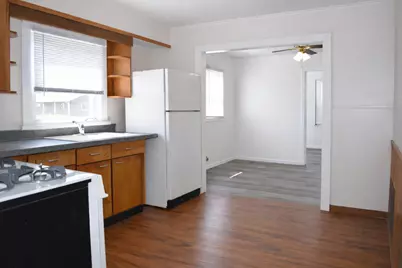 912 W 16th Street, Sterling, IL 61081 - Photo 5