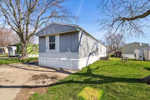 4809 W Windsor Rd, Champaign, IL 61822 - Photo 3