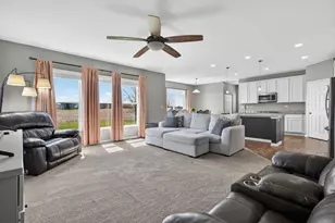 26525 W Old Stage Ln, Channahon, IL 60410 - Photo 13