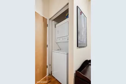 630 N Franklin Street #1004, Chicago, IL 60654 - Photo 9