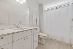 1812 Empress Dr, Elgin, IL 60124 - Photo 19