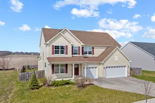 1812 Empress Dr, Elgin, IL 60124 - Photo 1