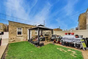5814 N Campbell Ave, Chicago, IL 60659 - Photo 23