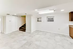 5814 N Campbell Ave, Chicago, IL 60659 - Photo 17