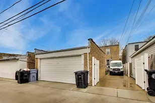 5814 N Campbell Ave, Chicago, IL 60659 - Photo 25