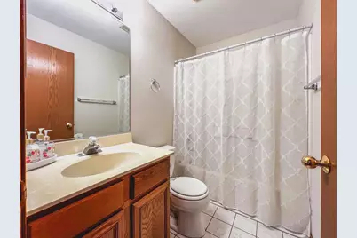 1320 Darnell Drive, Mundelein, IL 60060 - Photo 9