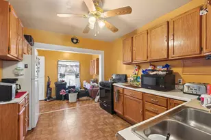 3412 W McLean Ave, Chicago, IL 60647 - Photo 3