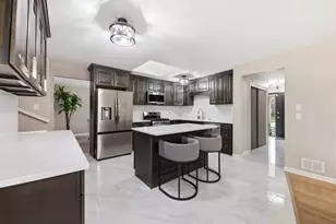 7718 W 157th Pl, Orland Park, IL 60462 - Photo 9