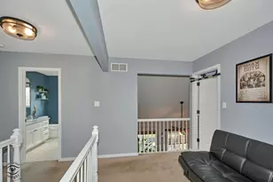 1066 N 129th Infantry Dr, Joliet, IL 60435 - Photo 21