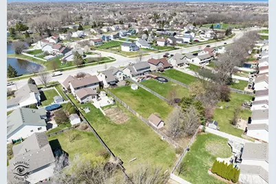 1066 N 129th Infantry Drive, Joliet, IL 60435 - Photo 33