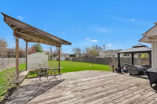 1066 N 129th Infantry Dr, Joliet, IL 60435 - Photo 25