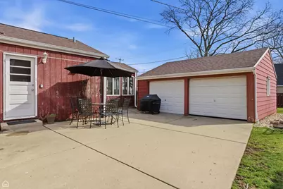 609 N Hamlin Avenue, Park Ridge, IL 60068 - Photo 3