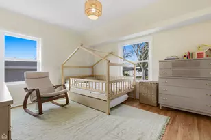 609 N Hamlin Ave, Park Ridge, IL 60068 - Photo 17