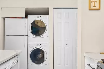 2437 Devonshire Court, Aurora, IL 60502 - Photo 9