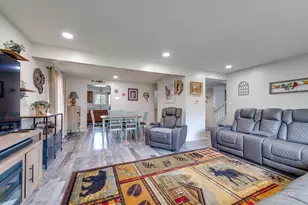162 Braintree Dr, Bloomingdale, IL 60108 - Photo 7