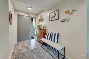 162 Braintree Dr, Bloomingdale, IL 60108 - Photo 3
