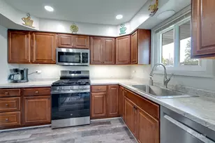 162 Braintree Dr, Bloomingdale, IL 60108 - Photo 13
