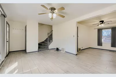 6361 S Lockwood Avenue, Chicago, IL 60638 - Photo 3