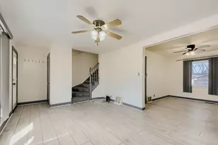 6361 S Lockwood Ave, Chicago, IL 60638 - Photo 3