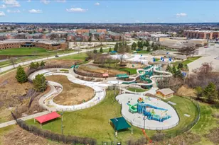 305 Abbey Ln, Vernon Hills, IL 60061 - Photo 37