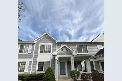 652 Lincoln Station Drive, Oswego, IL 60543 - Photo 1