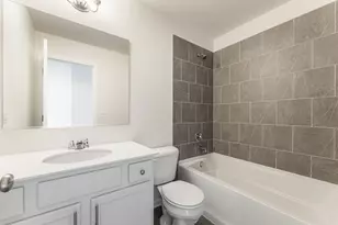 1944 Kingsley Cir, Northbrook, IL 60062 - Photo 9