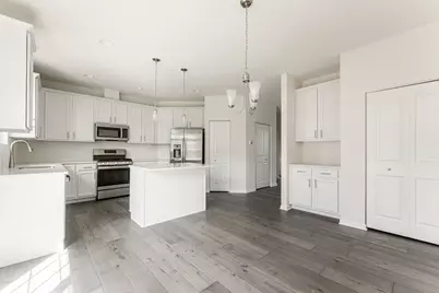 1944 Kingsley Circle, Northbrook, IL 60062 - Photo 5