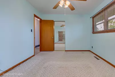 1402 Oakwood Court, McHenry, IL 60050 - Photo 17