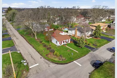 101 Oakleaf Road, Lake in the Hills, IL 60156 - Photo 17